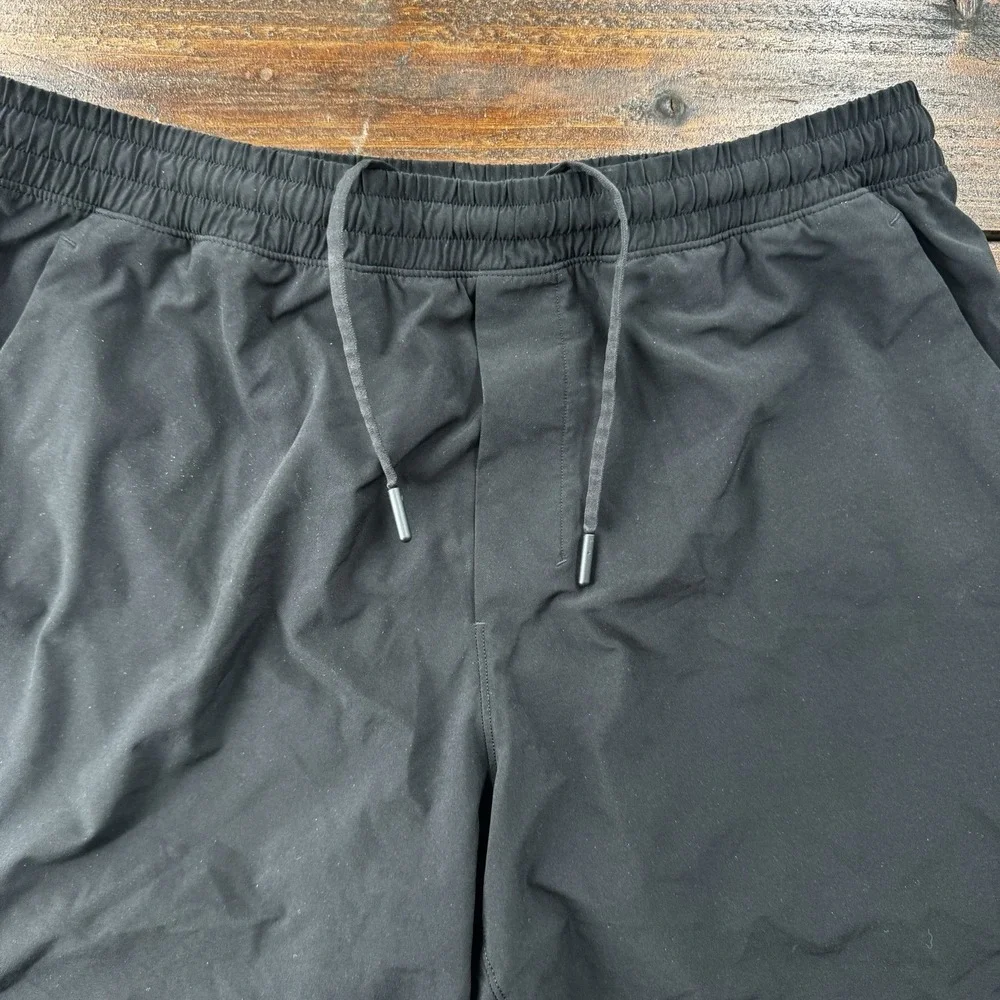 Lululemon Surge Mens Large 34